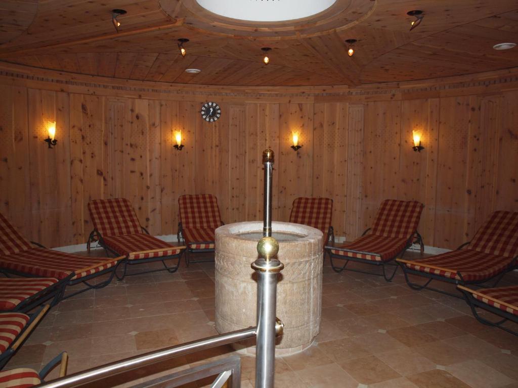 Sporthotel Rasen Rasun di Sotto Exterior photo